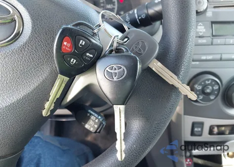 2011 Toyota Corolla Le z USA, uszkodzony, nr VIN JTDBU4EE4B9151673